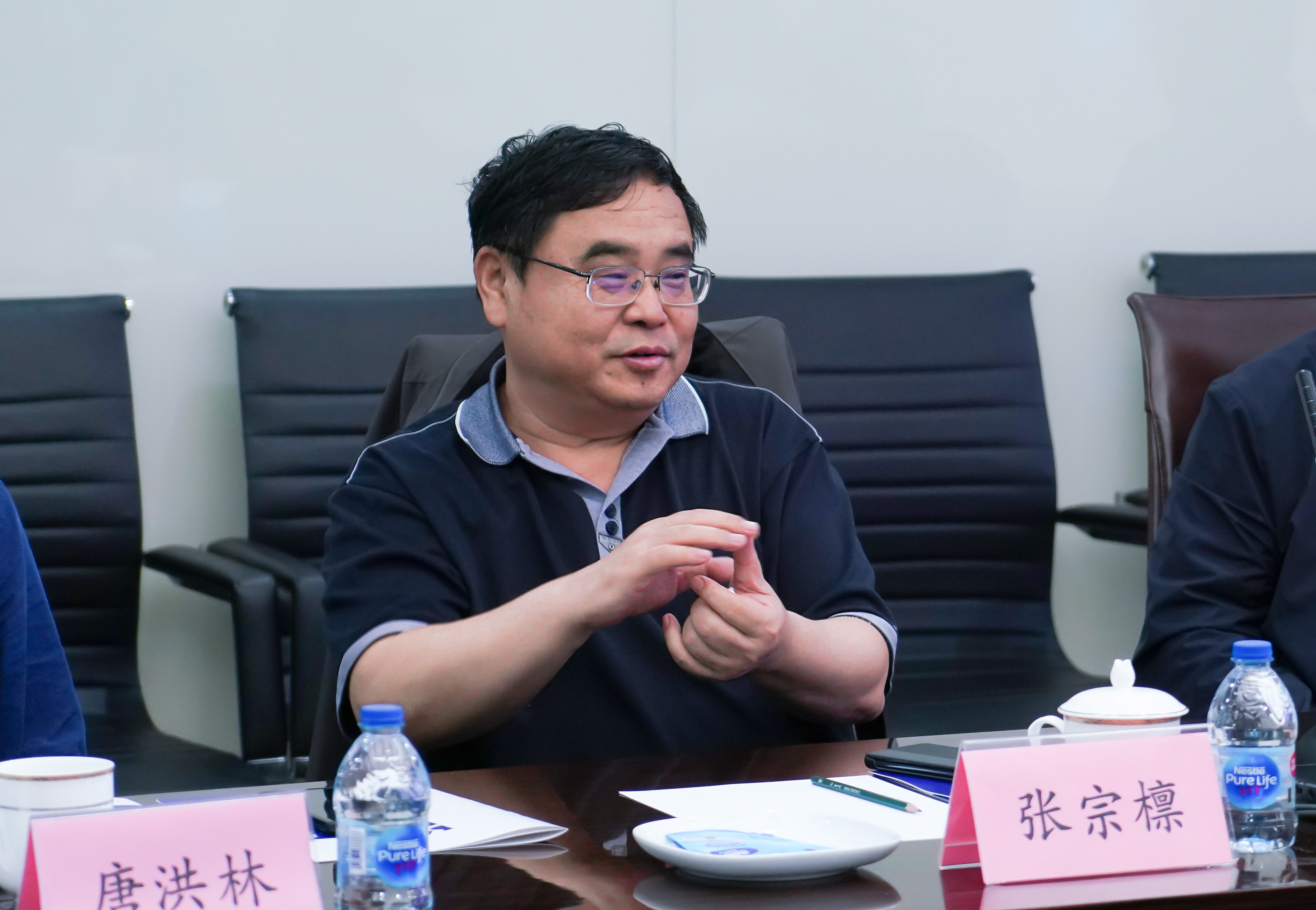 中石化勝利石油工程公司張宗檩書記一行莅臨神開參觀交流(圖4)